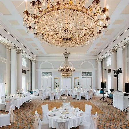 Hotel Therme 4*