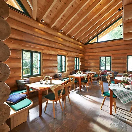 Therme 4* Бад-Тайнах-Цавельштайн