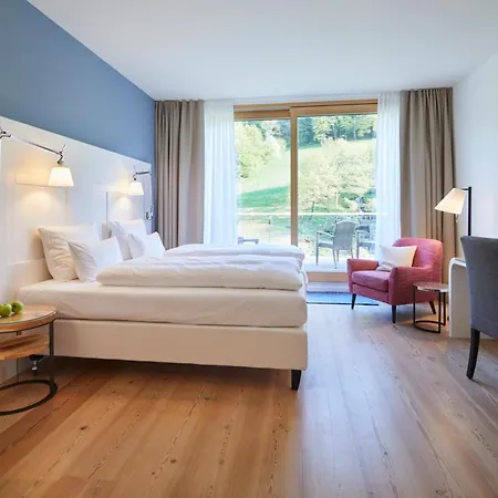 Therme 4* باد تايناخ-تسافلشتاين