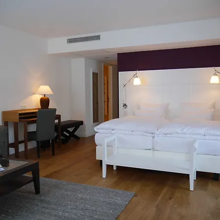 Therme 4*